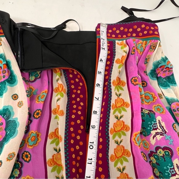 Suzi Chin For Maggy Boutique Silk Halter Dress Size 8P Black V Neck Floral Print - Picture 8 of 13